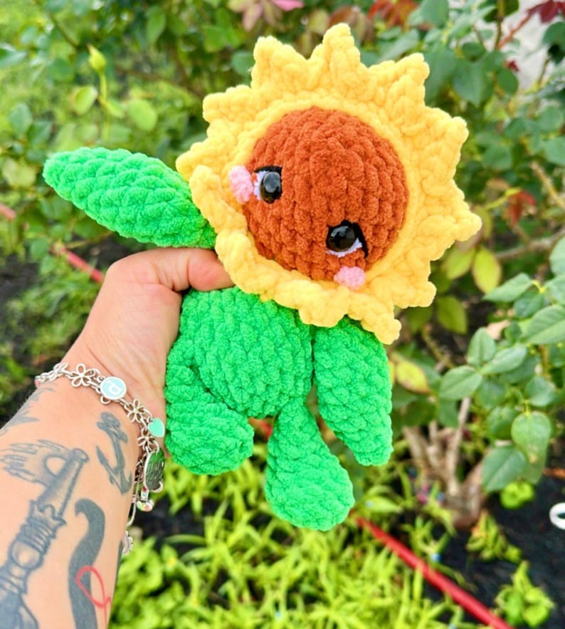 Low-Sew Sunflower Amigurumi Pattern | Instant Digital download PDF