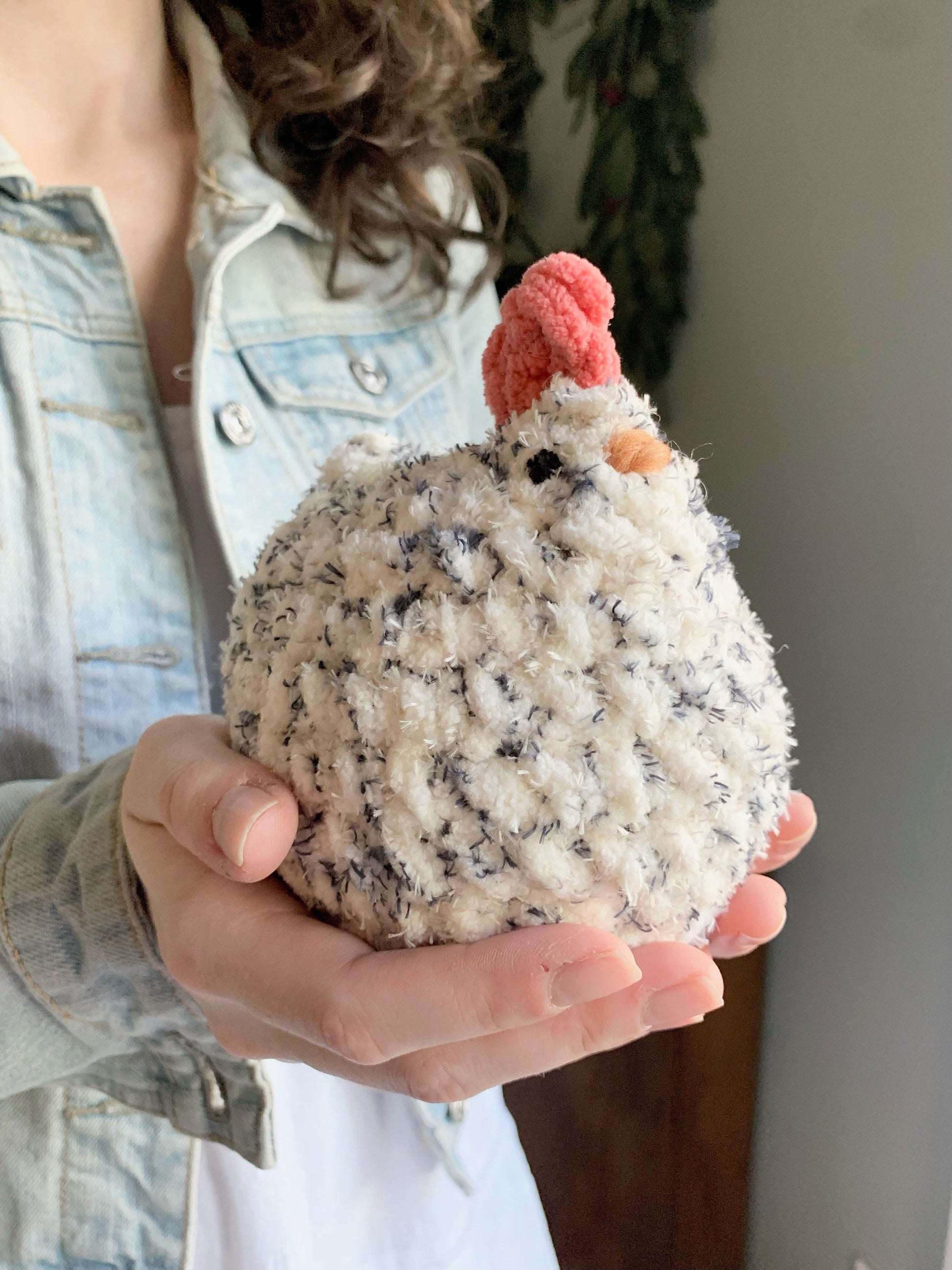 Oak and Marlow Mabel Chicken Amigurumi Crochet Pattern