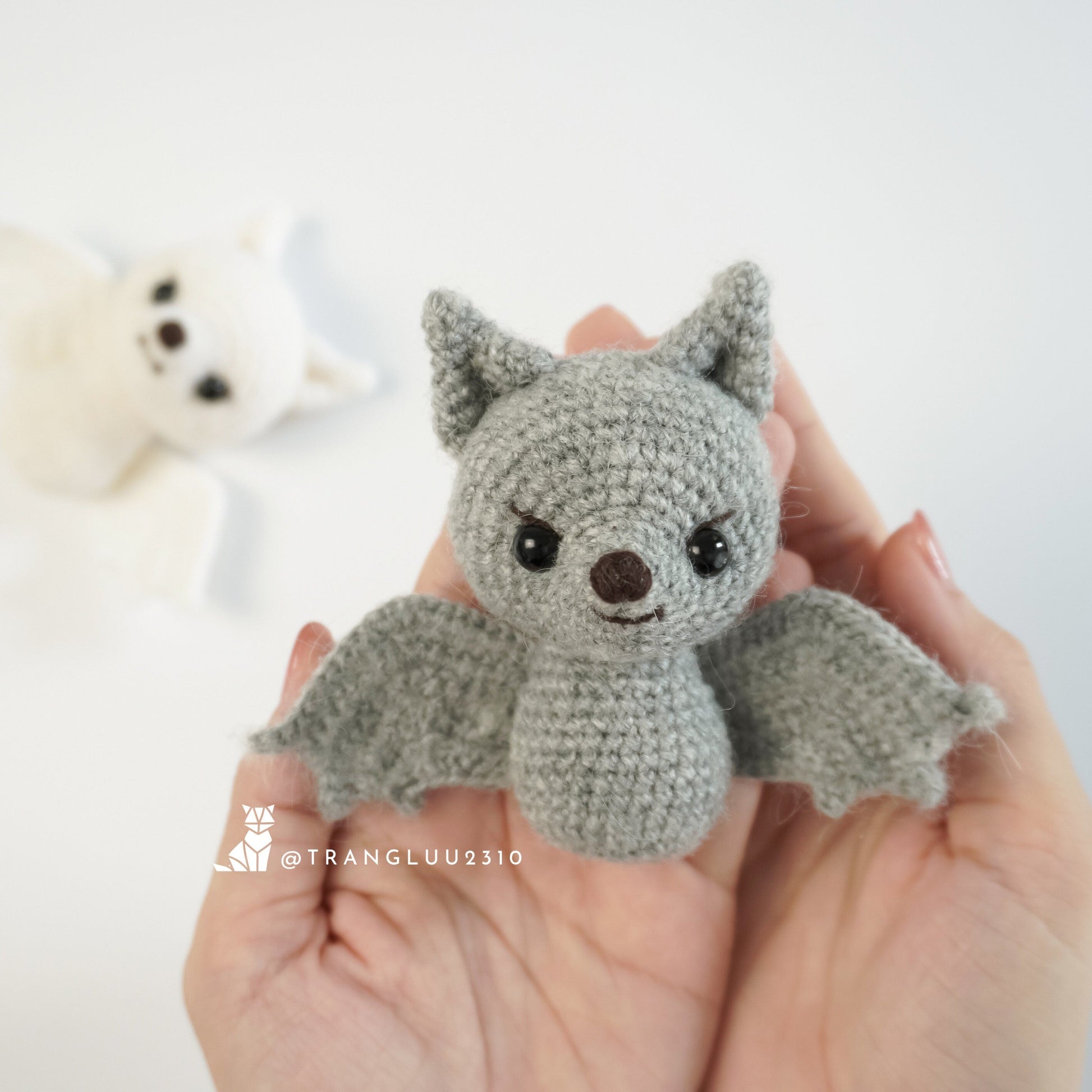 MagicRing Little Bat Crochet Pattern (PDF Pattern)