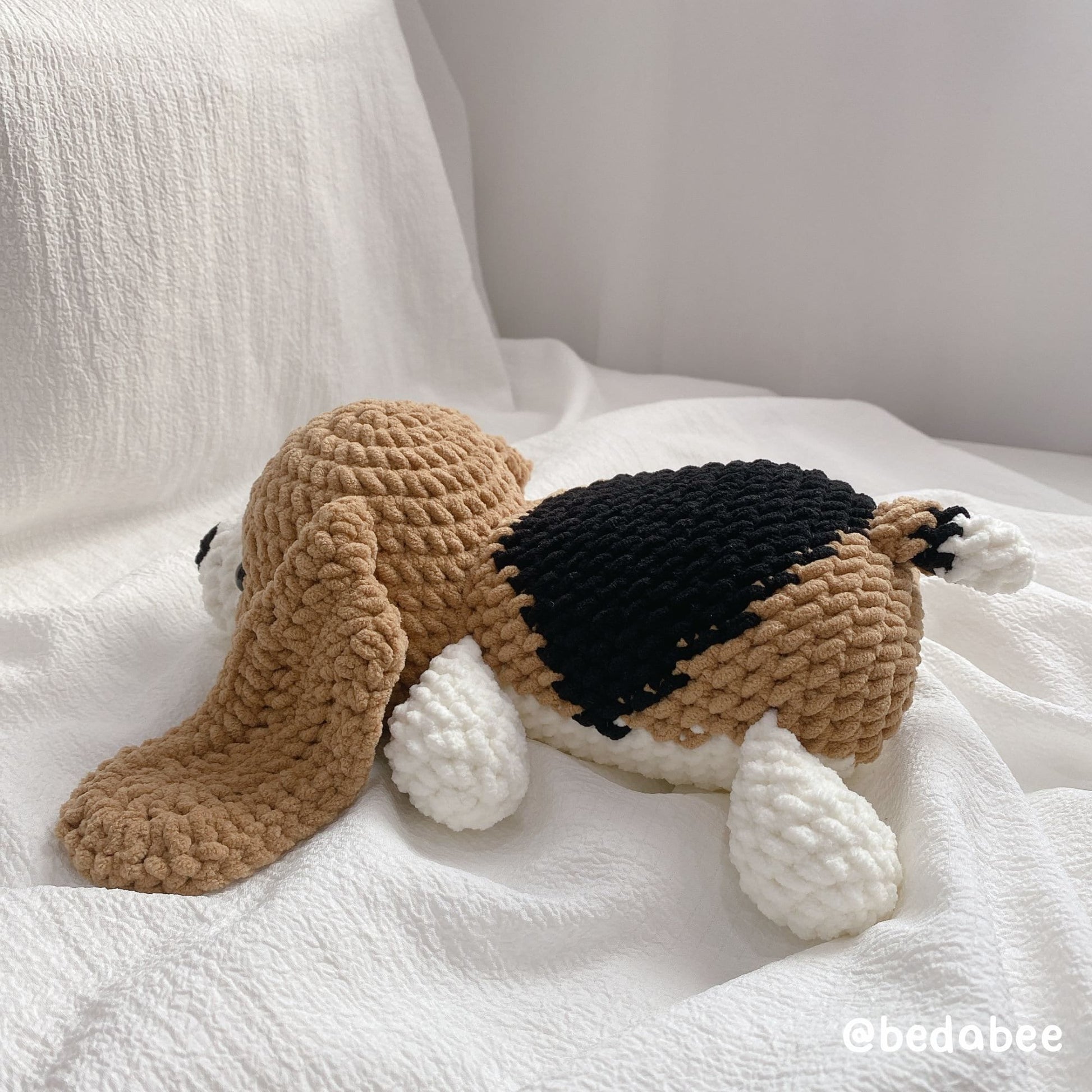 Bedabee Crochet Beagle Dog Pattern Amigurumi PDF Tutorial