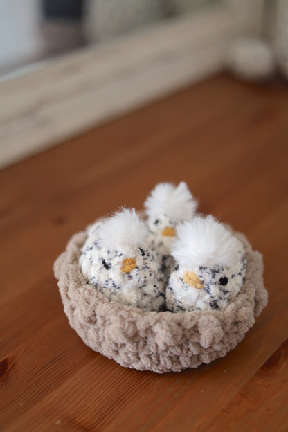 Oak and Marlow Nest Crochet Pattern