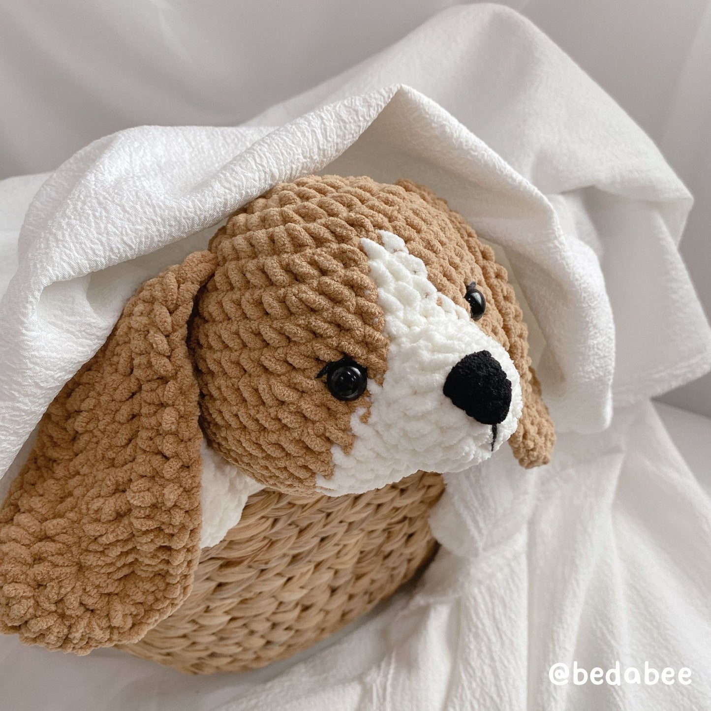 Bedabee Crochet Beagle Dog Pattern Amigurumi PDF Tutorial