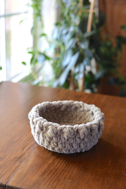 Oak and Marlow Nest Crochet Pattern