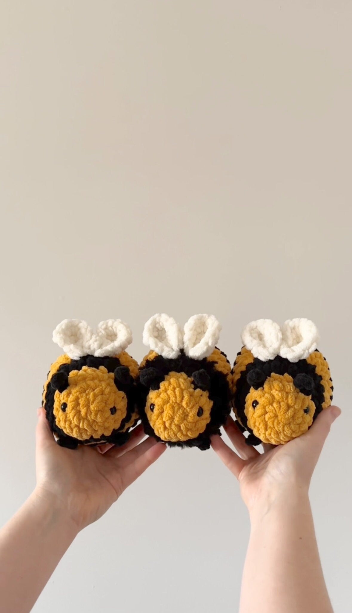 Oak and Marlow Jellybee Crochet Pattern