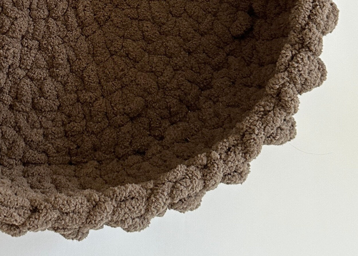 Oak and Marlow Mama Nest Crochet Pattern