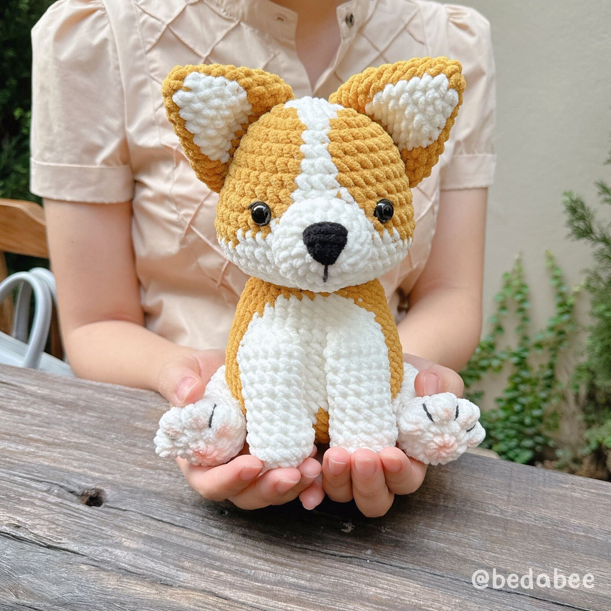 Bedabee Sitting Corgi Crochet Pattern Amigurumi Dog Puppy PDF Tutorial