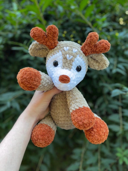 KnotsandSnugglesCo Darla the Deer Amigurumi Crochet Pattern PDF