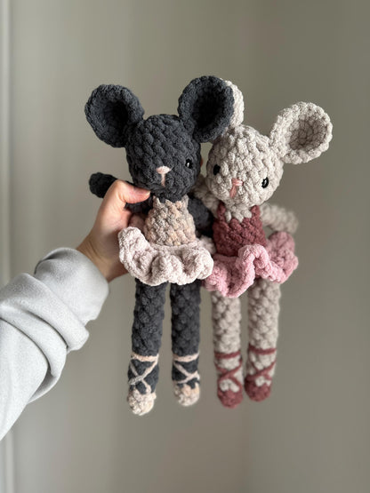 Brie Mouse and Mermaid Tail Crochet Pattern (Fable Collection)
