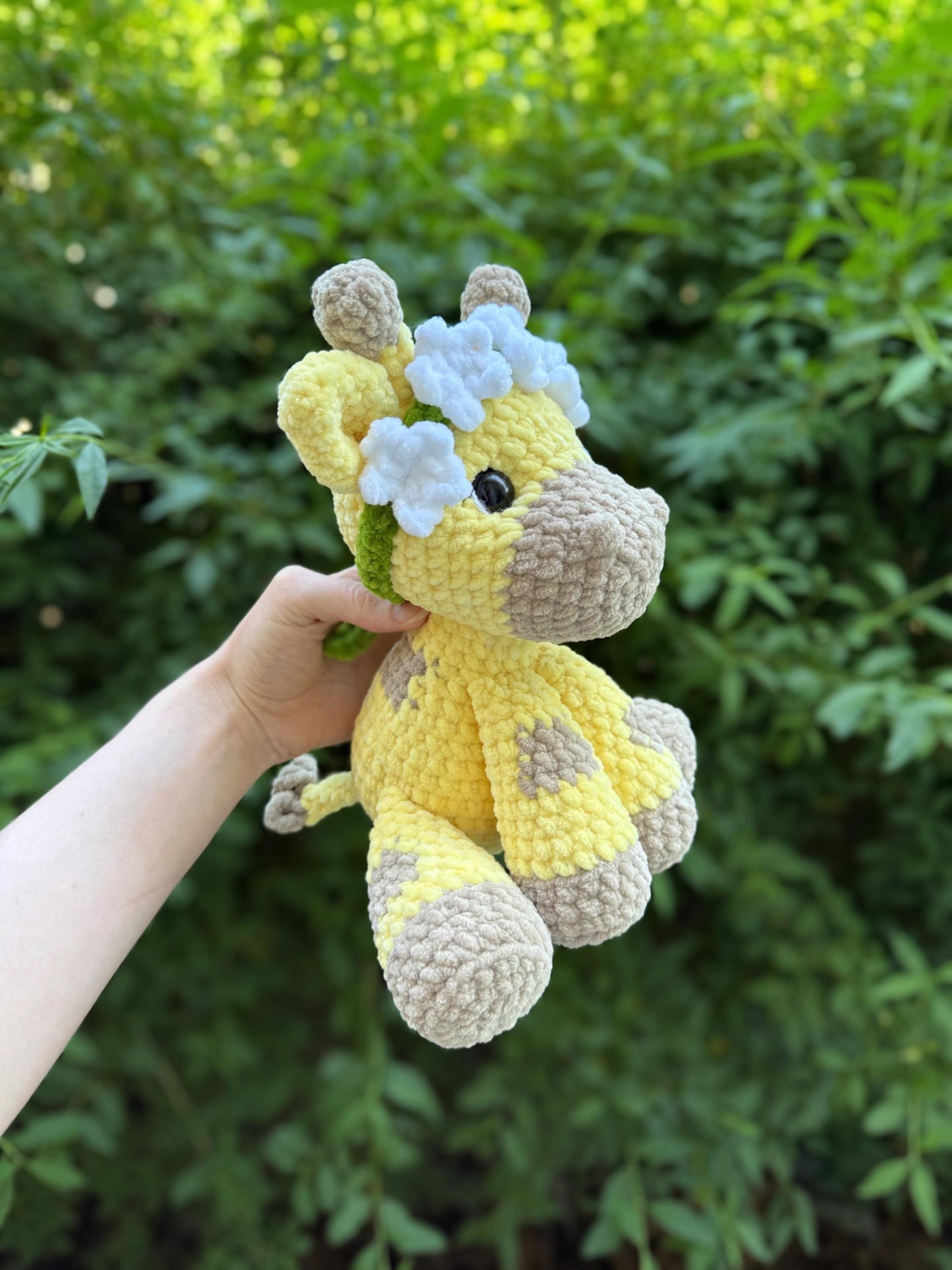 KnotsandSnugglesCo Ginny the Giraffe Crochet Pattern PDF