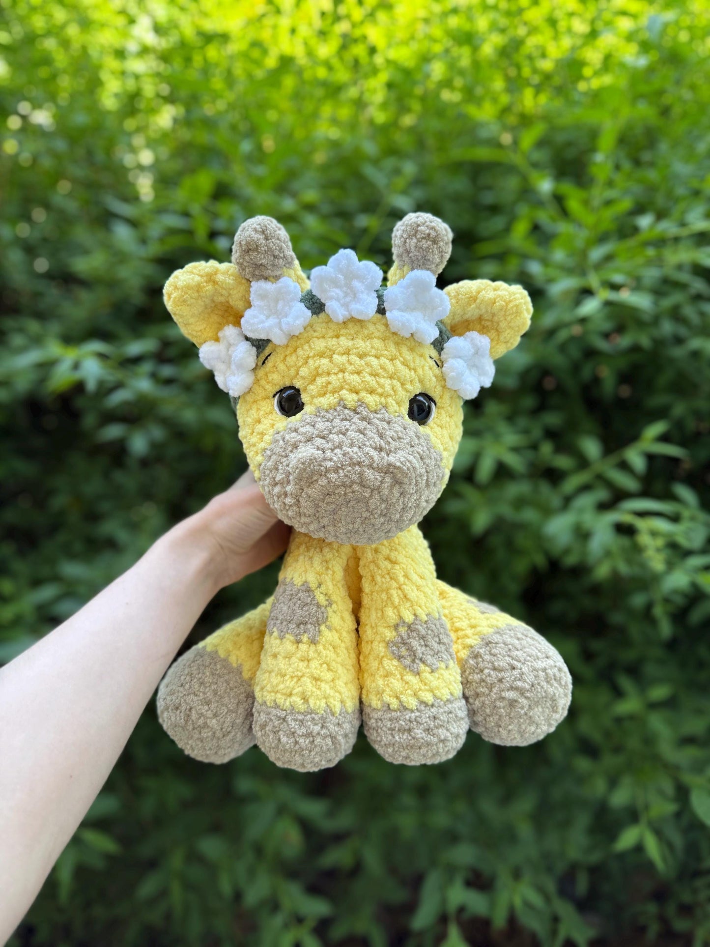 KnotsandSnugglesCo Ginny the Giraffe Crochet Pattern PDF