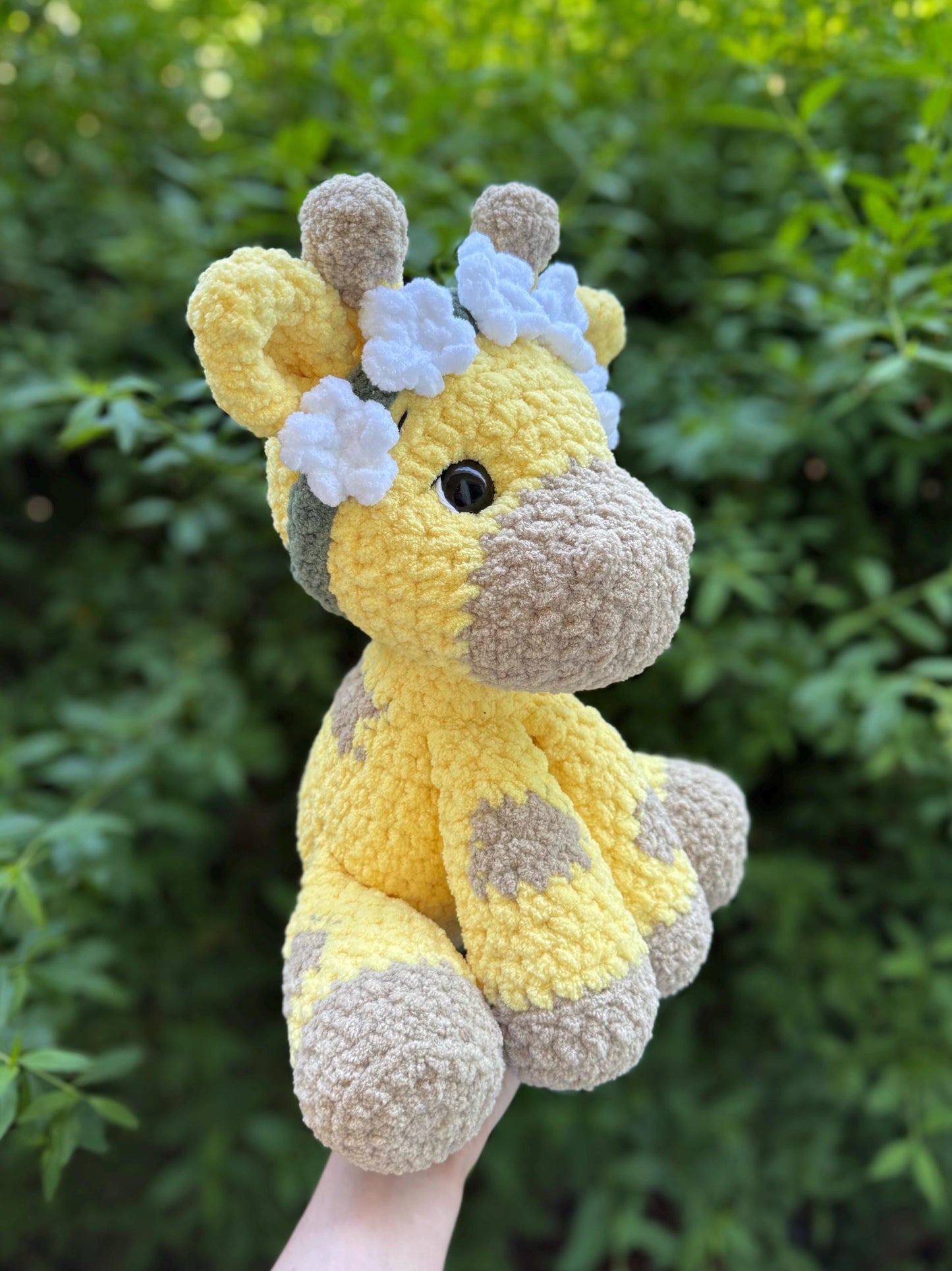 KnotsandSnugglesCo Ginny the Giraffe Crochet Pattern PDF