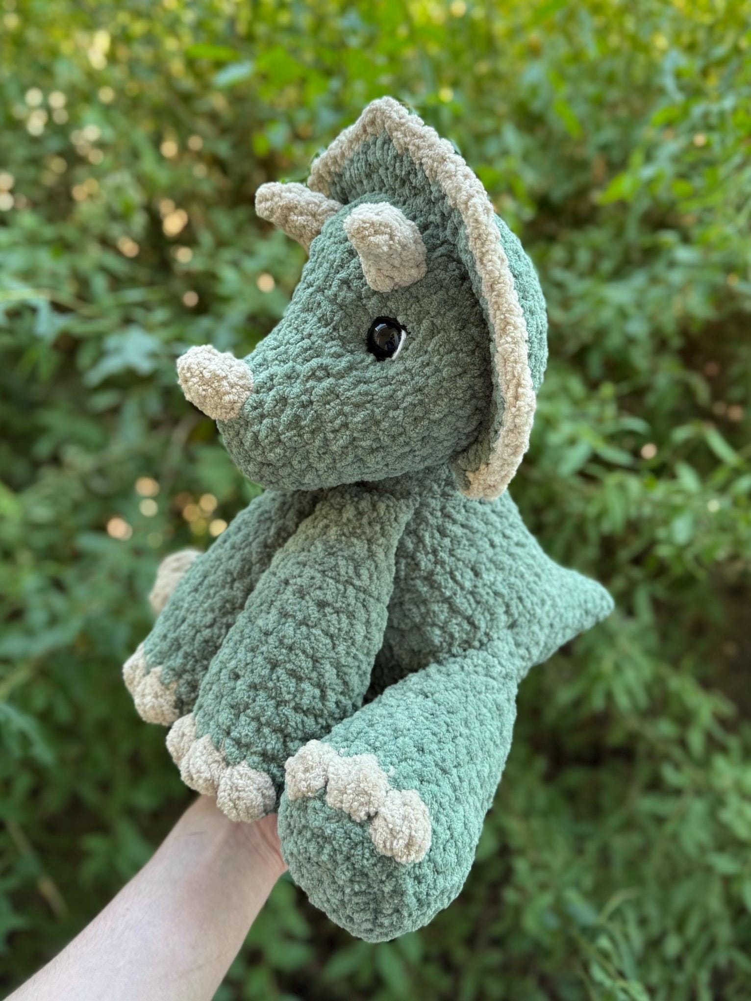 KnotsandSnugglesCo Terry the Triceratops Amigurumi Crochet Pattern PDF