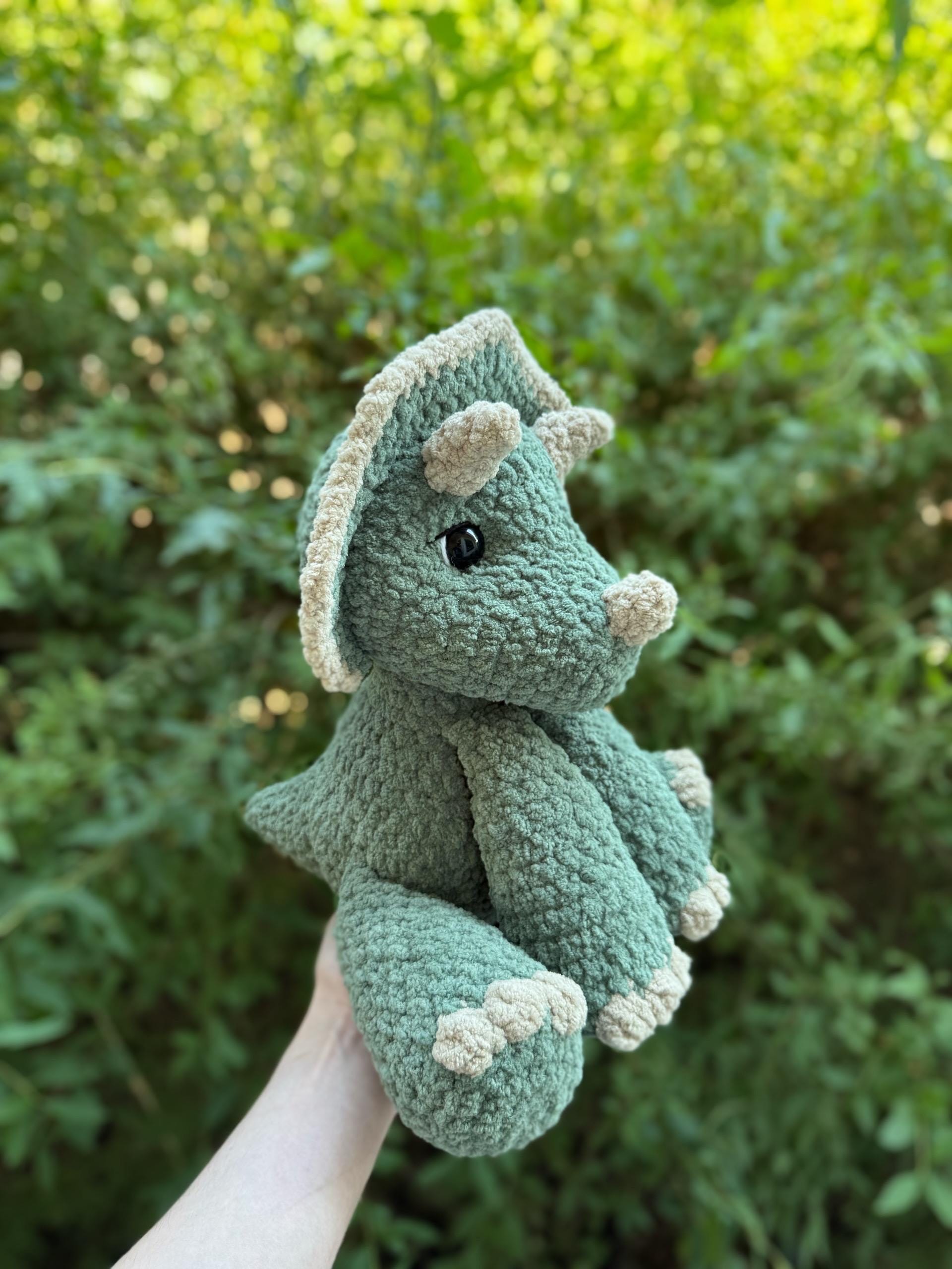 KnotsandSnugglesCo Terry the Triceratops Amigurumi Crochet Pattern PDF