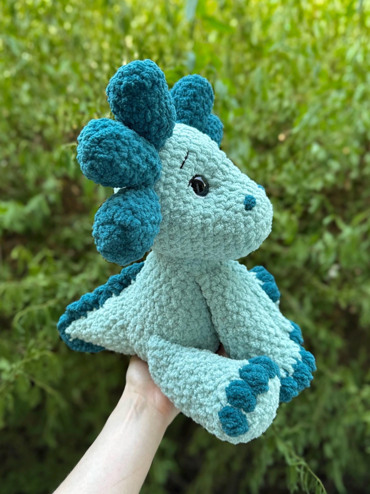 KnotsandSnugglesCo Axie the Axolotl Amigurumi Crochet Pattern PDF