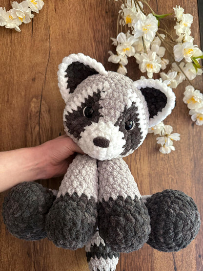 KnotsandSnugglesCo Rocky the Raccoon Crochet Pattern PDF