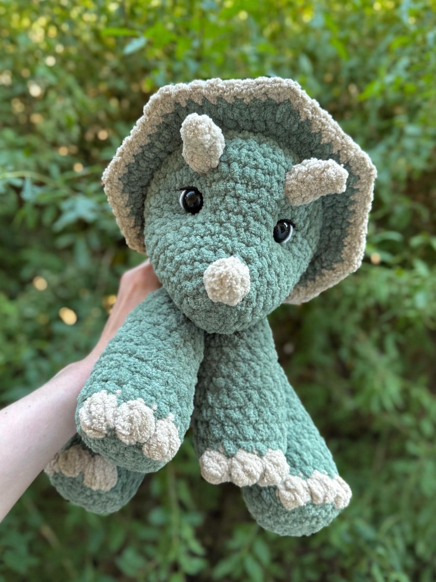 KnotsandSnugglesCo Terry the Triceratops Amigurumi Crochet Pattern PDF