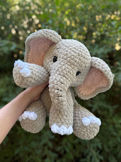 KnotsandSnugglesCo Ella the Elephant Crochet Pattern PDF