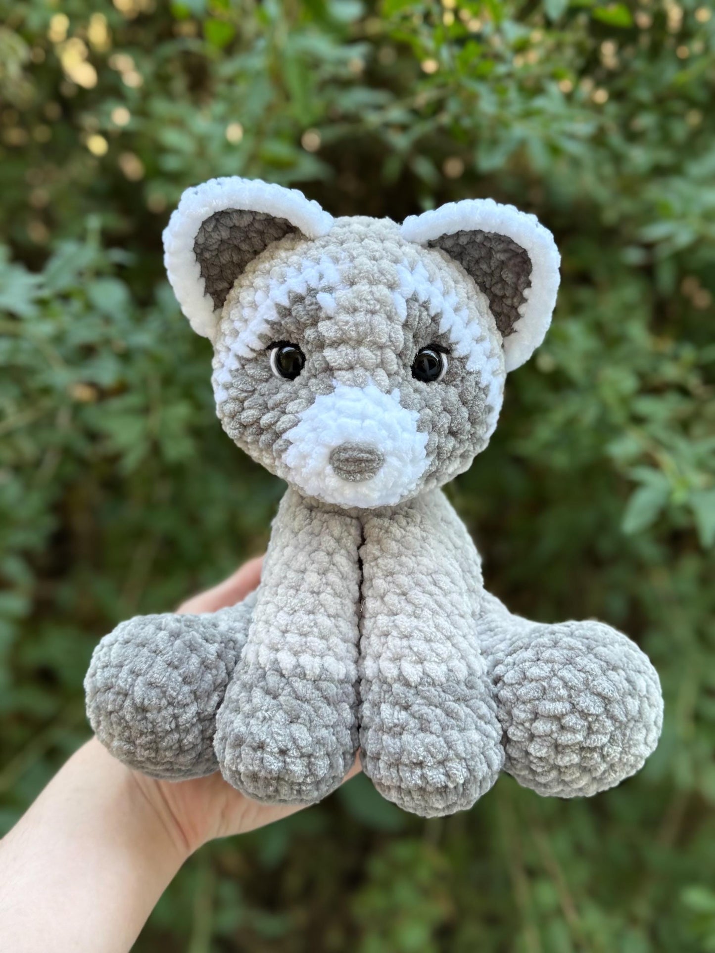 KnotsandSnugglesCo Rocky the Raccoon Crochet Pattern PDF