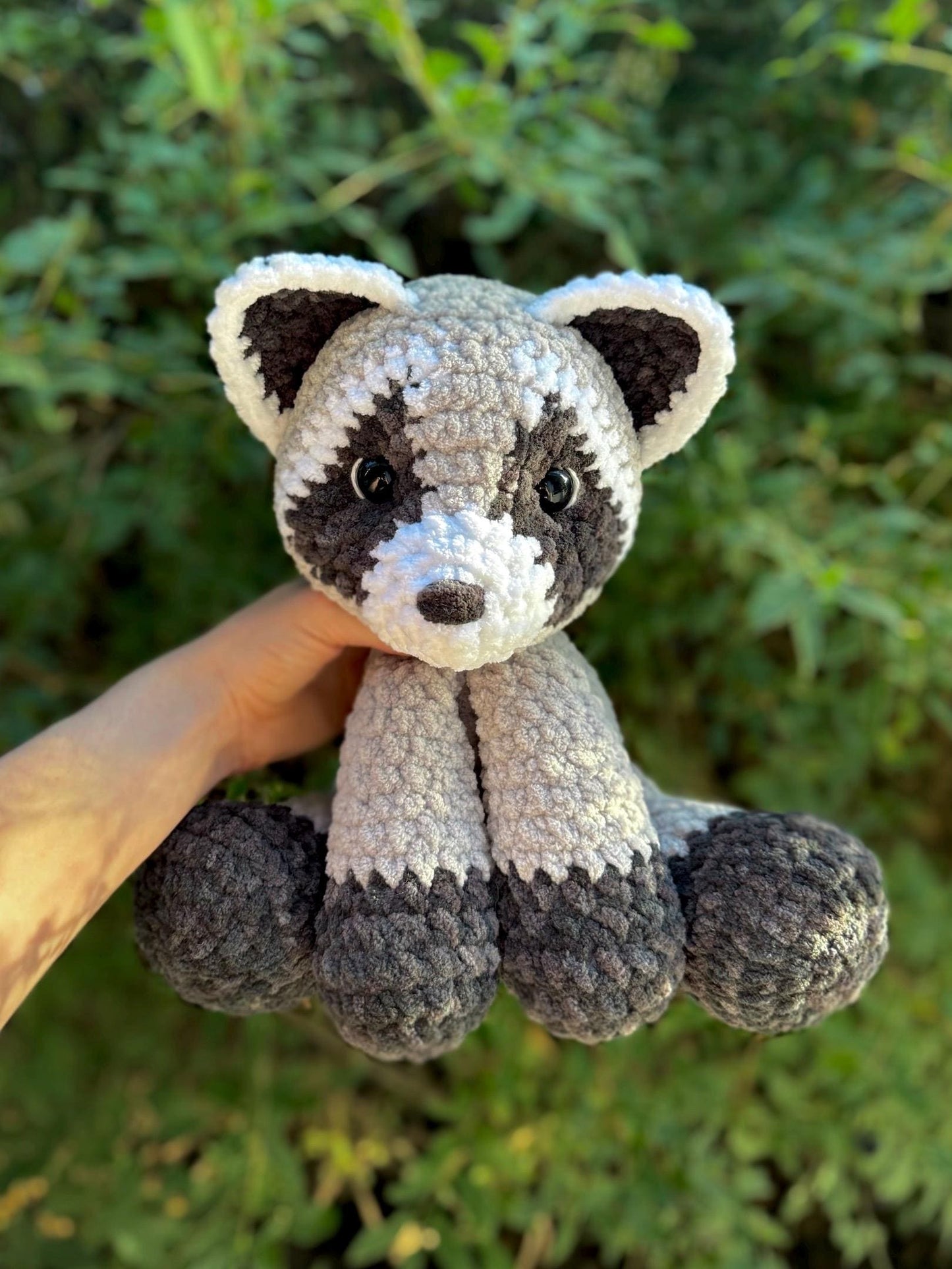 KnotsandSnugglesCo Rocky the Raccoon Crochet Pattern PDF