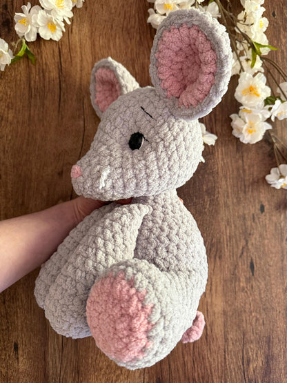 KnotsandSnugglesCo Mia the Mouse Amigurumi Crochet Pattern PDF