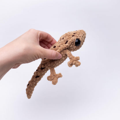 TheresasCrochetShop No Sew Gavin the Gecko Amigurumi Crochet Pattern PDF