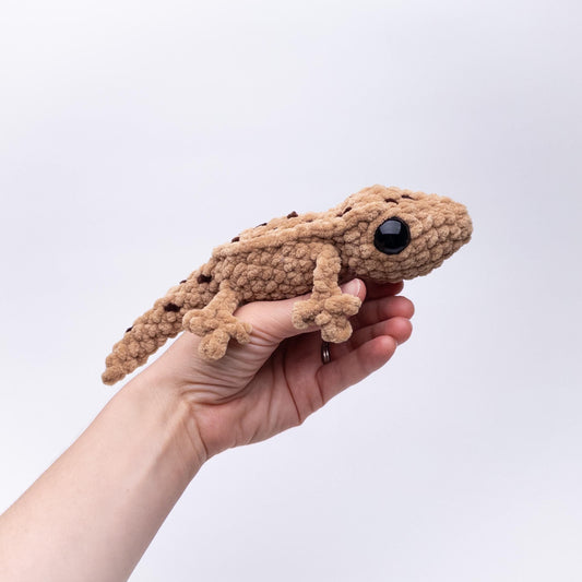 TheresasCrochetShop No Sew Gavin the Gecko Amigurumi Crochet Pattern PDF