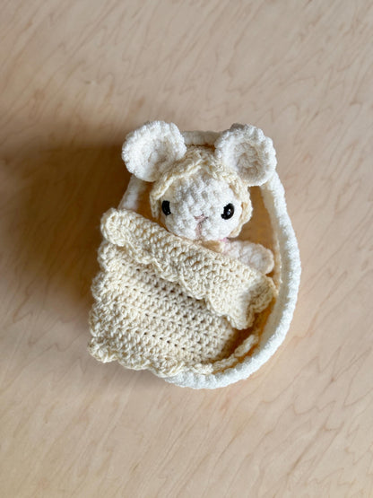 Oak and Marlow Baby Brie Mouse Crochet Pattern (Fable Collection)