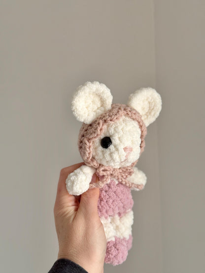 Oak and Marlow Baby Brie Mouse Crochet Pattern (Fable Collection)