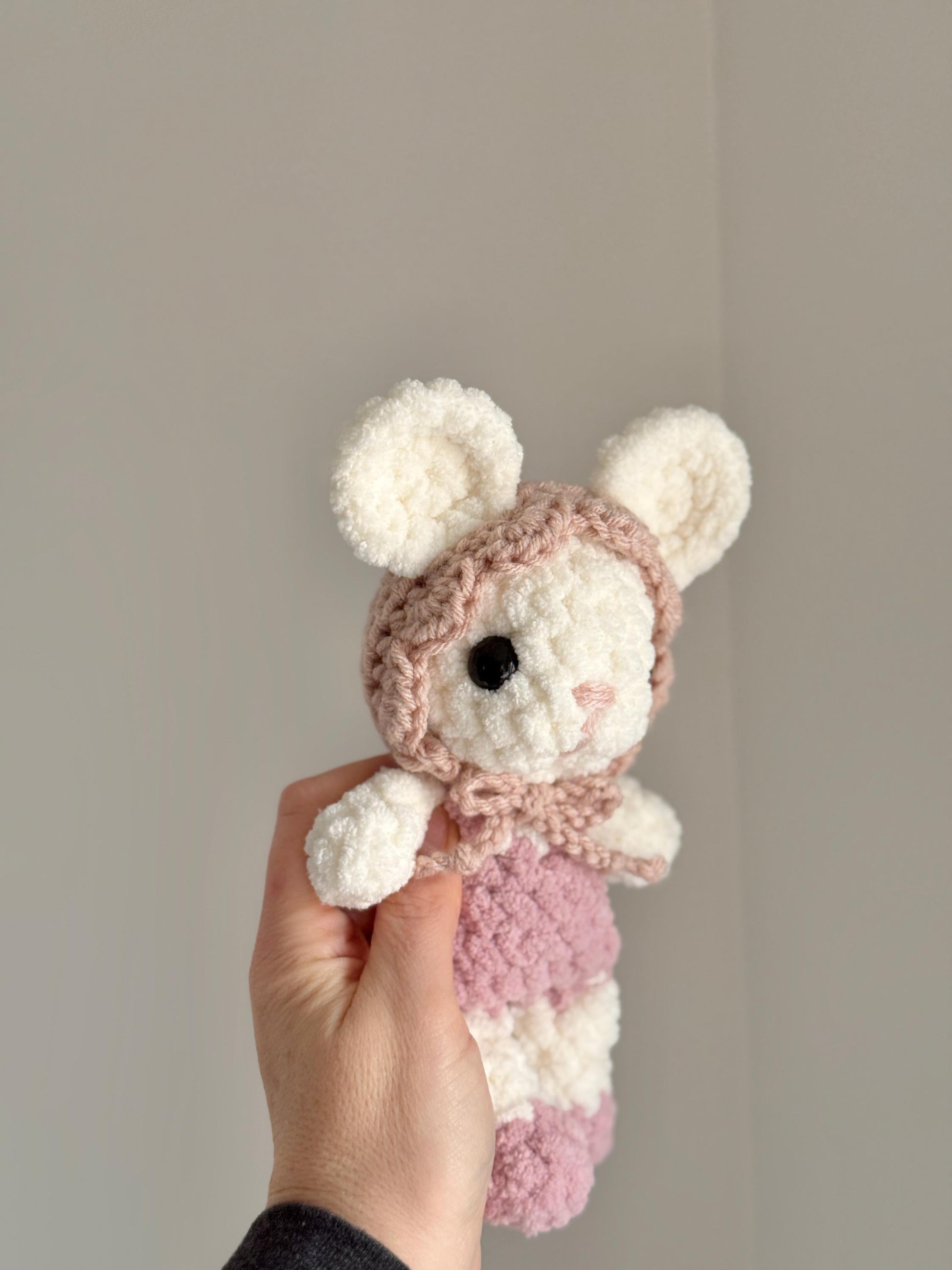 Oak and Marlow Baby Brie Mouse Crochet Pattern (Fable Collection)