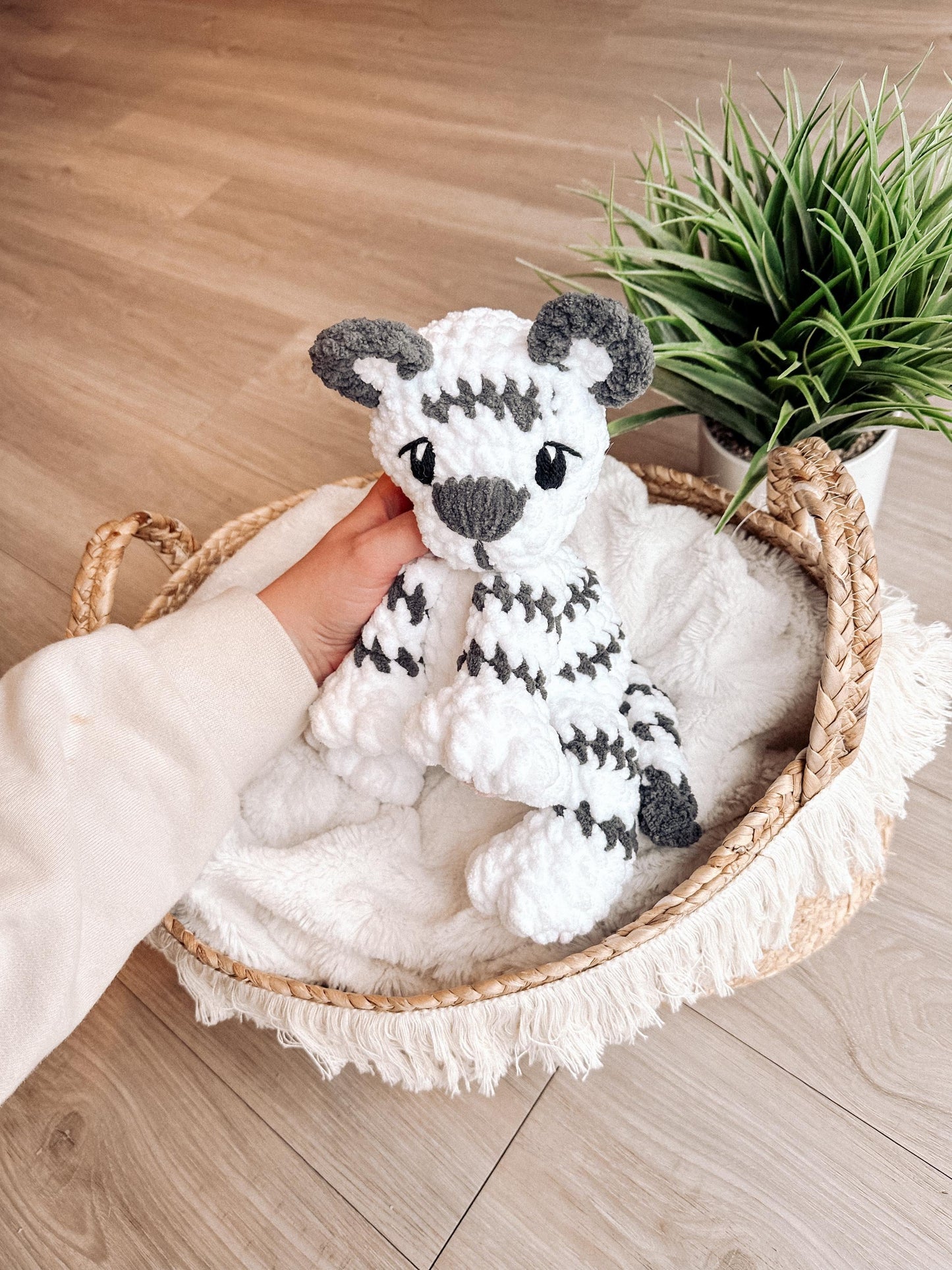 BkayCrochetCo Tux the Tiger STUFFIE Amigurumi Crochet Pattern PDF