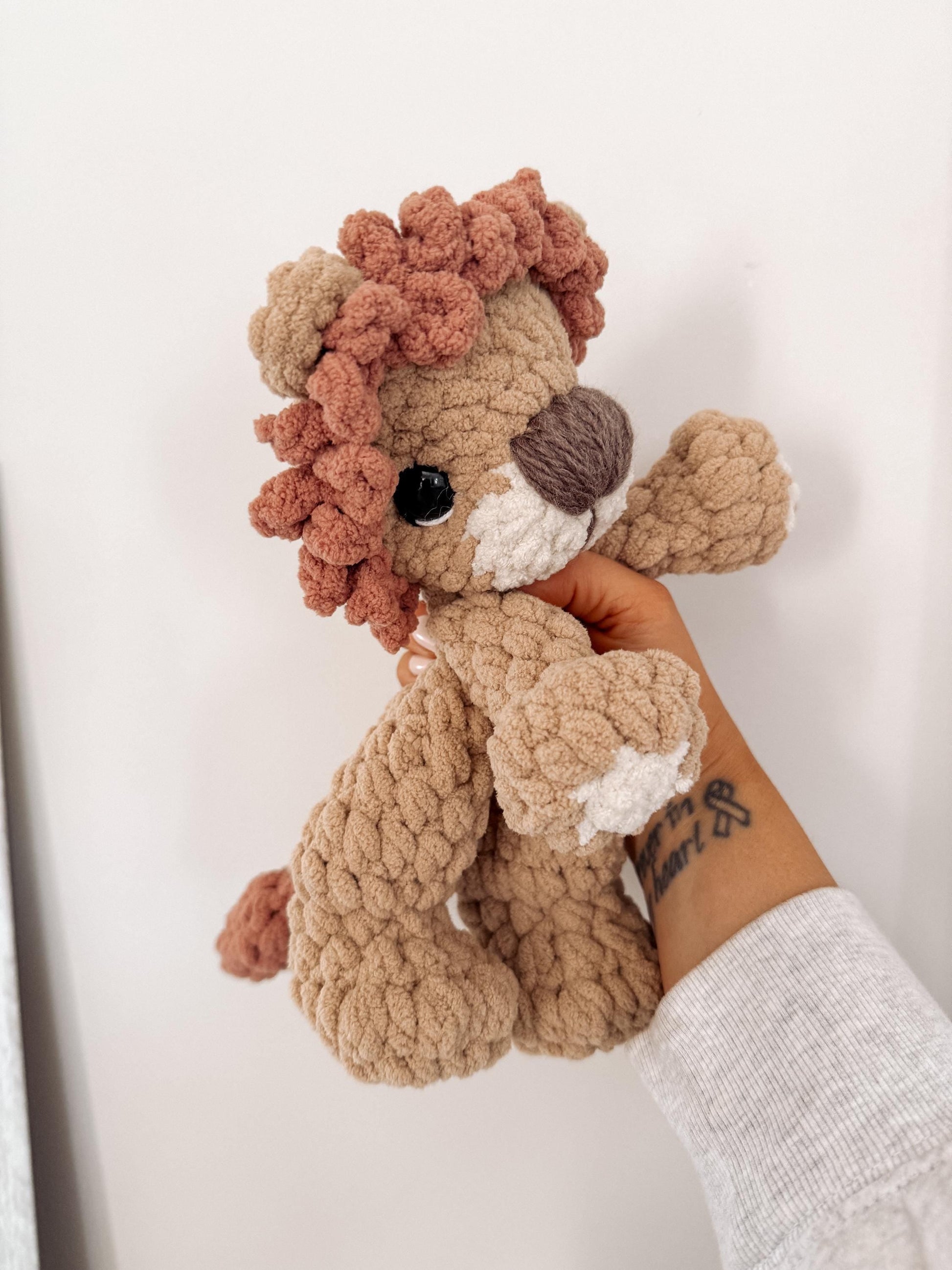 BkayCrochetCo Leo the Lion SNUGGLER Amigurumi Crochet Pattern PDF