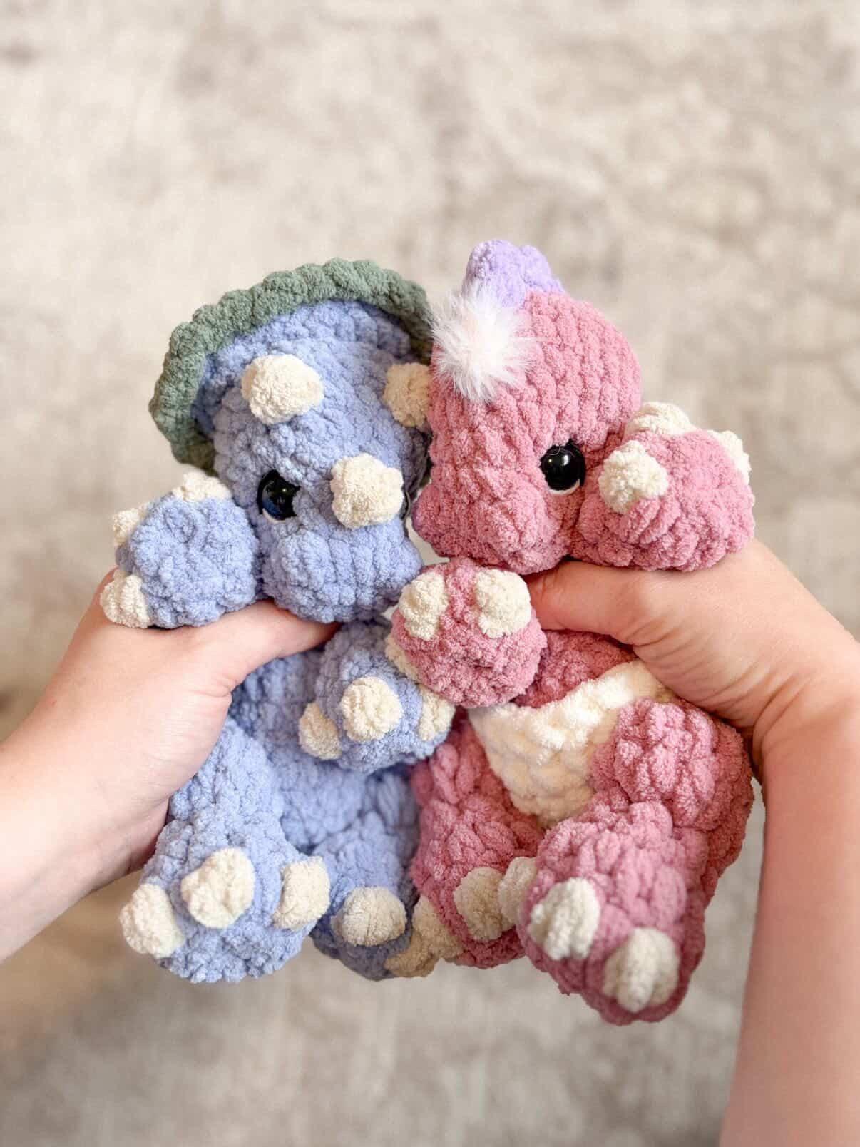 BkayCrochetCo ITTY Indie the Ittysaurus with Triceratops Mod STUFFIE Amigurumi Crochet Pattern PDF