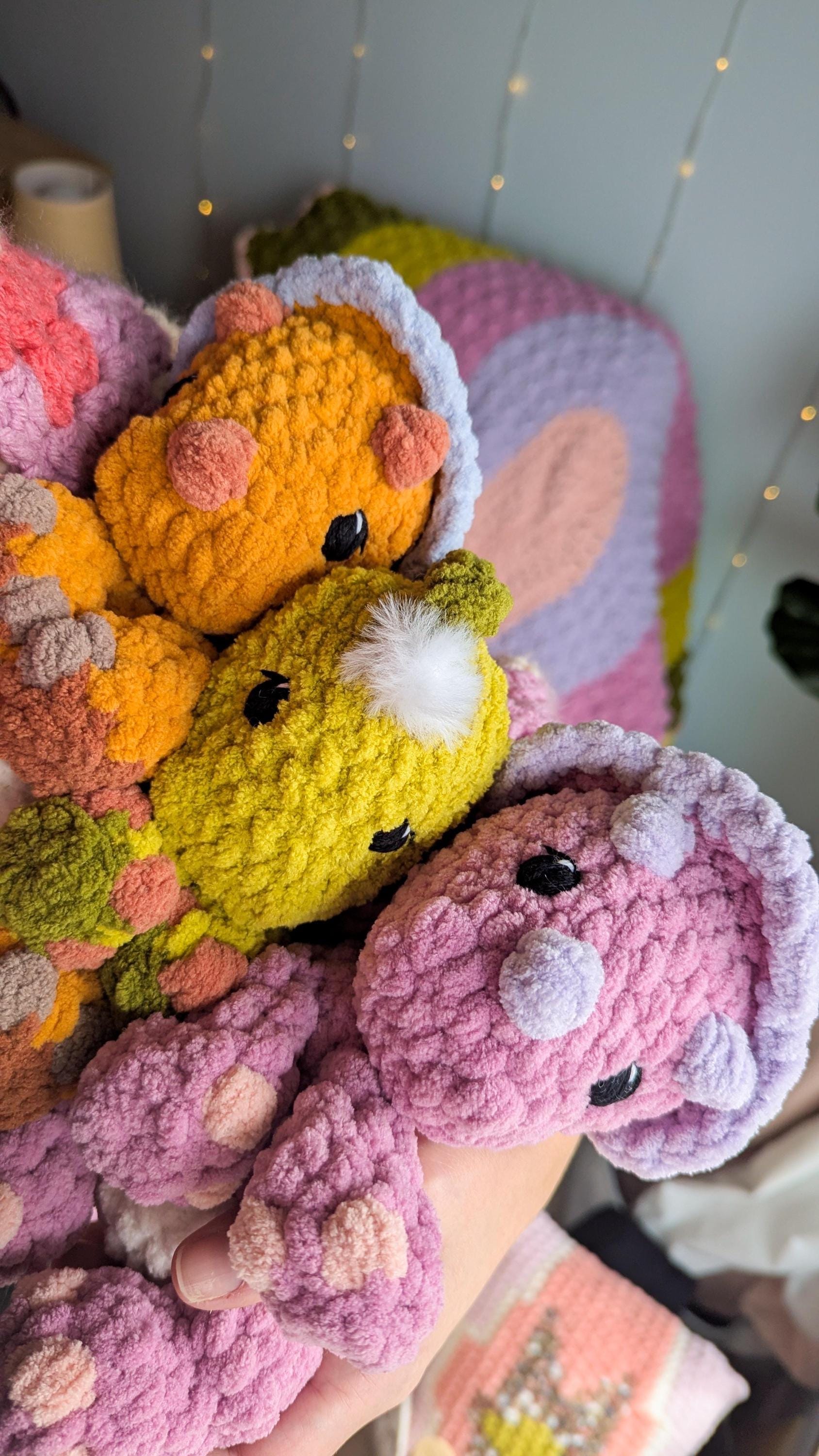 BkayCrochetCo ITTY Indie the Ittysaurus with Triceratops Mod STUFFIE Amigurumi Crochet Pattern PDF