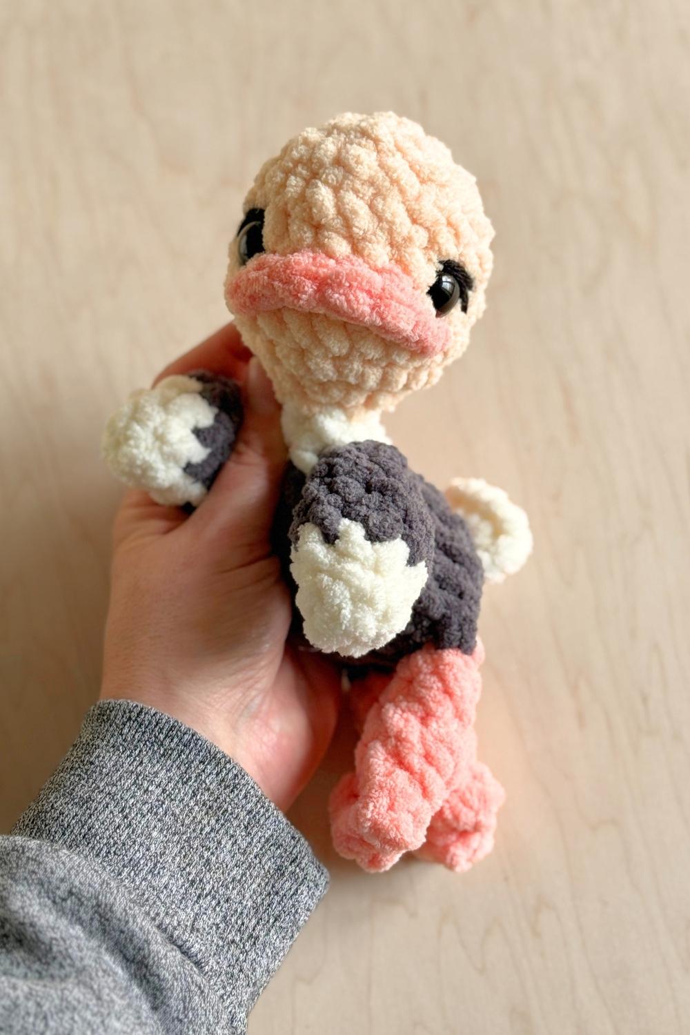Oak and Marlow Baby Ellie Ostrich Crochet Pattern (Fable Collection)