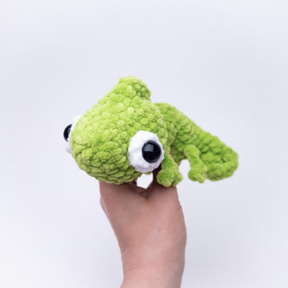 TheresasCrochetShop Low Sew Cosmo the Chameleon Amigurumi Crochet Pattern PDF