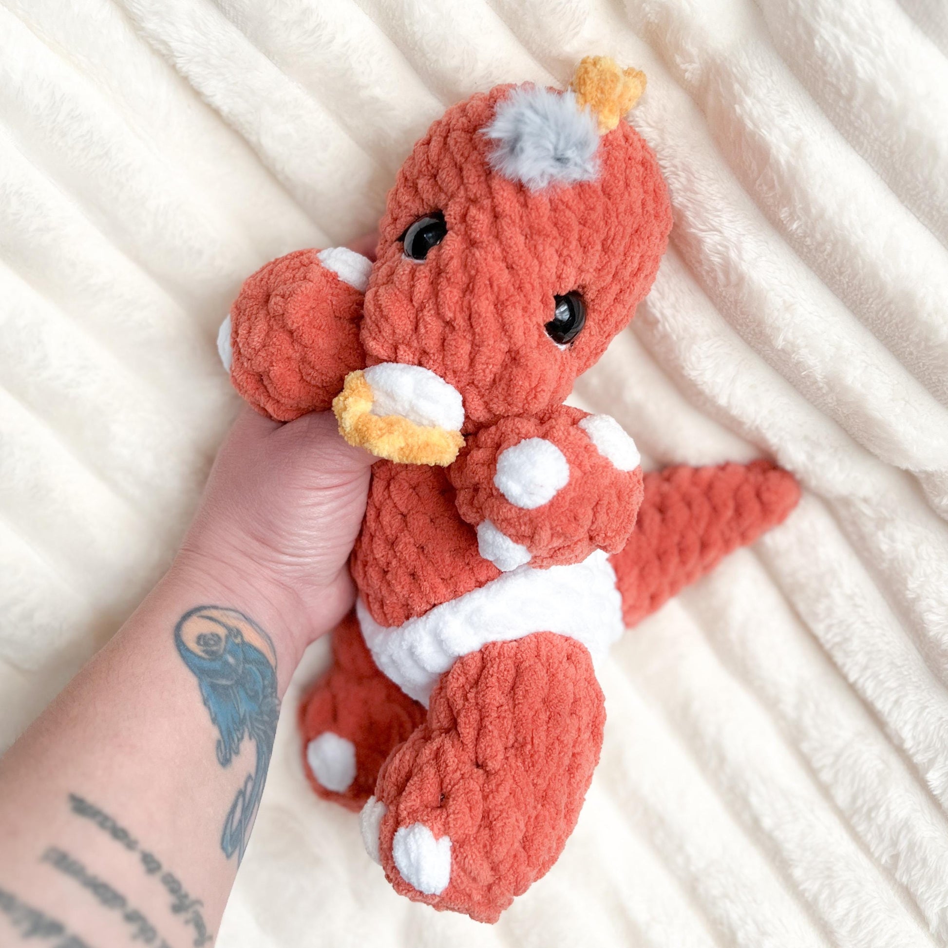 BkayCrochetCo ITTY Indie the Ittysaurus with Triceratops Mod STUFFIE Amigurumi Crochet Pattern PDF