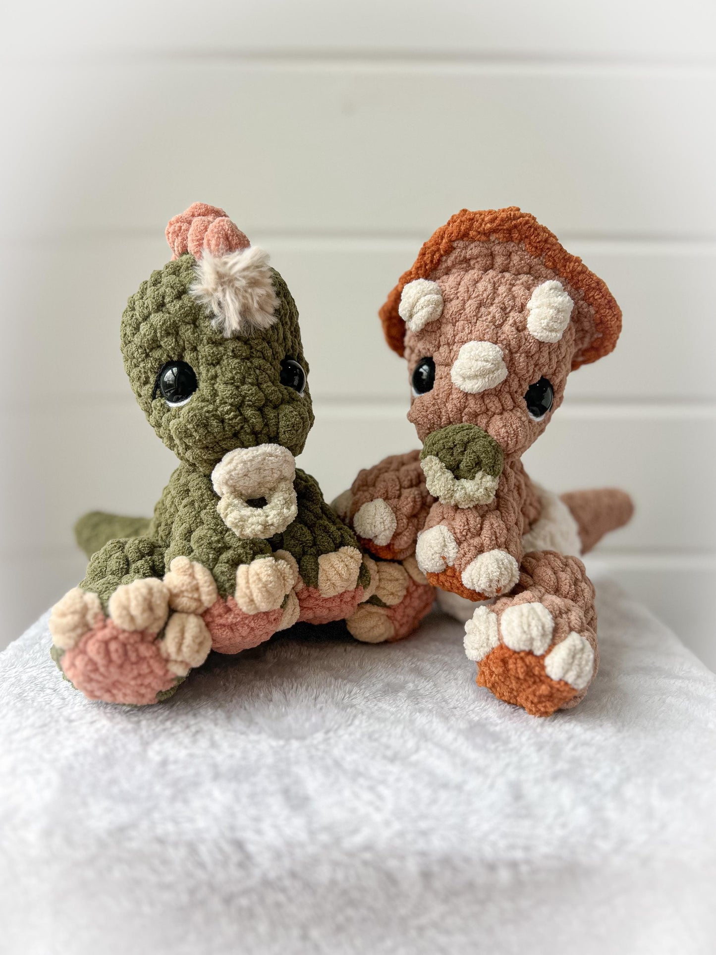 BkayCrochetCo ITTY Indie the Ittysaurus with Triceratops Mod STUFFIE Amigurumi Crochet Pattern PDF