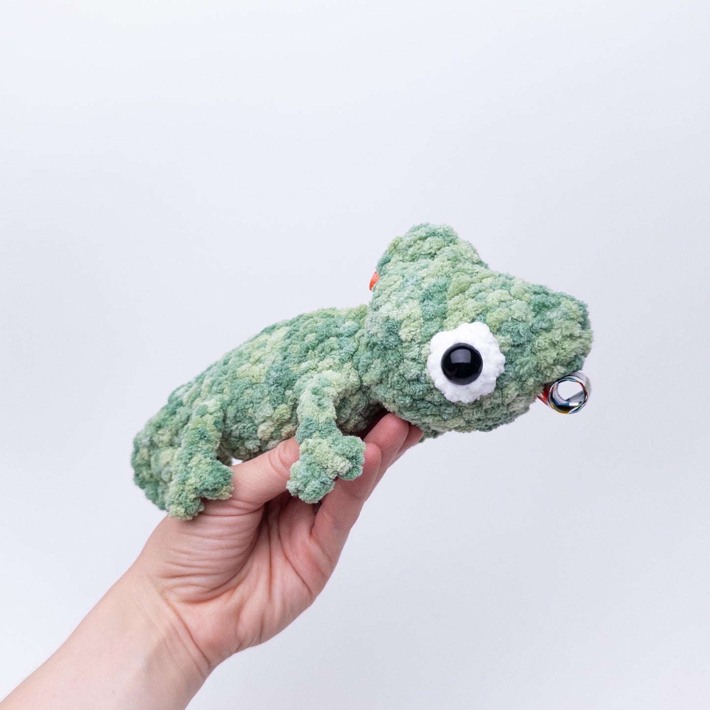 TheresasCrochetShop Low Sew Cosmo the Chameleon Amigurumi Crochet Pattern PDF