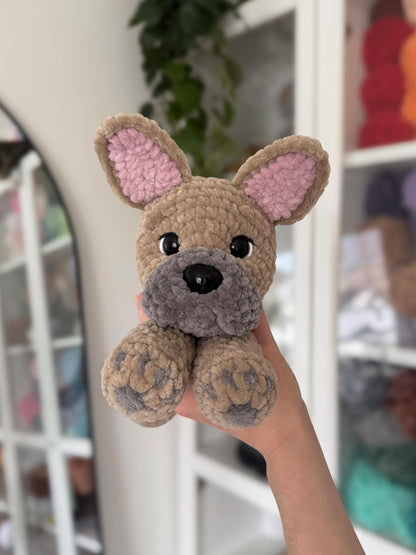 KnotsandSnugglesCo Winston the Floppy Frenchie Crochet Pattern PDF